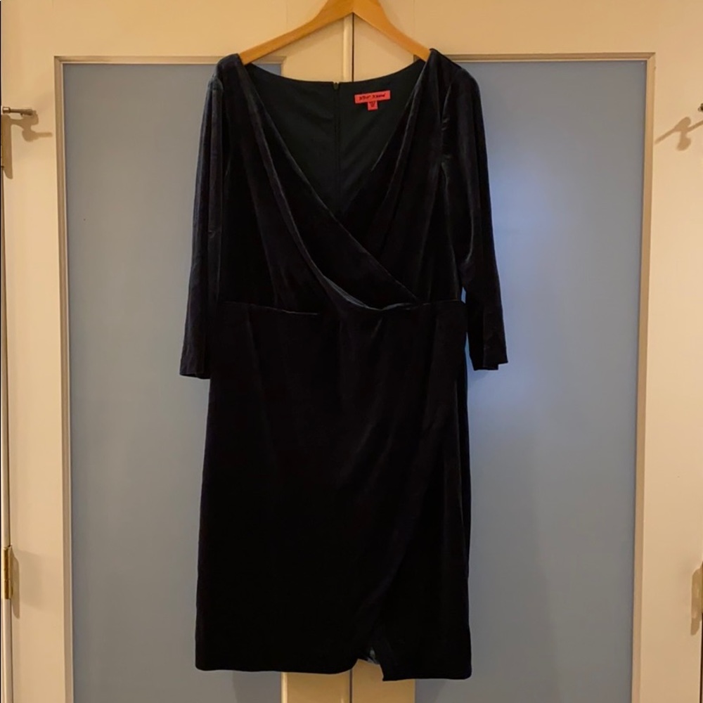 Betsey Johnson Green Velvet Midi Dress